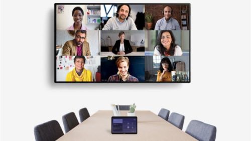 Enterprise employee in Microsoft Teams meeting