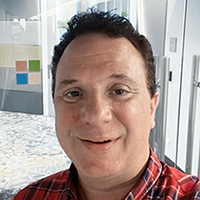 headshot of Dan Stevenson