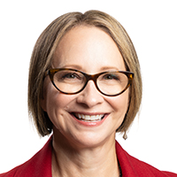 Nicole Dezen headshot