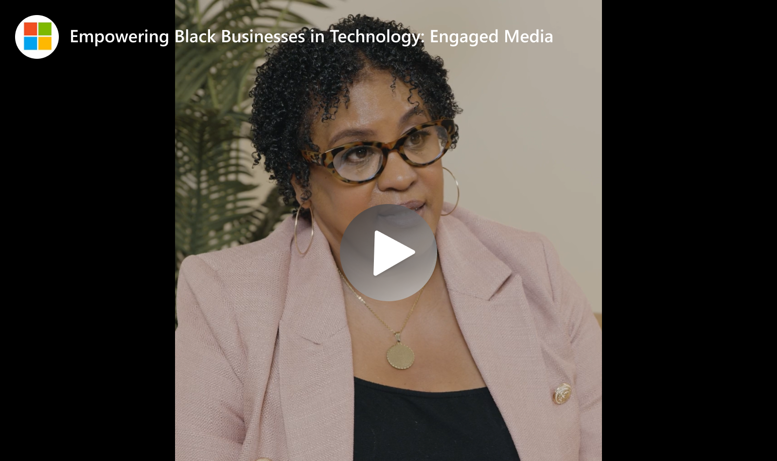 Ver no Vimeo: Jacqueline Shorter-Beauchamp discute como a Microsoft apoia sua empresa, a Engaged Media.